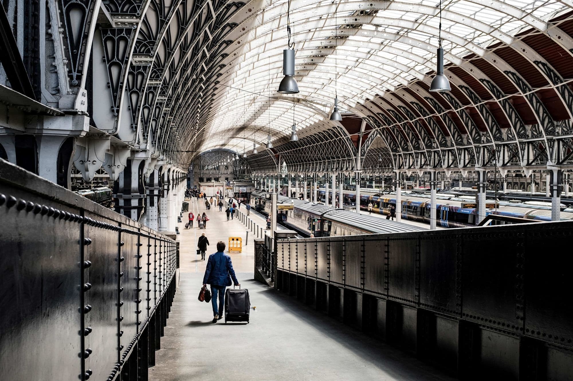 Affordable Luggage Storage in Central London: Paddington Luggage Store